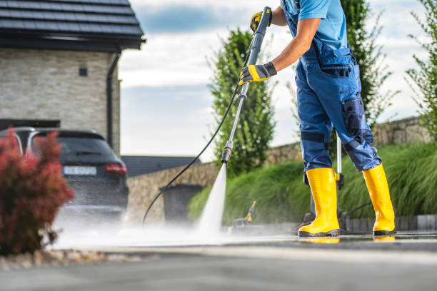 Garage Pressure Washing in Roanoke, TX